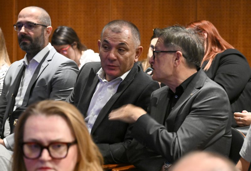 Ivica Lovrić, Otto Barić