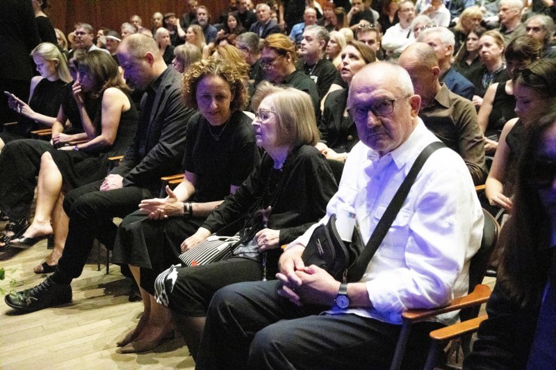 Gabi Novak, Nina Obuljen Koržinek
