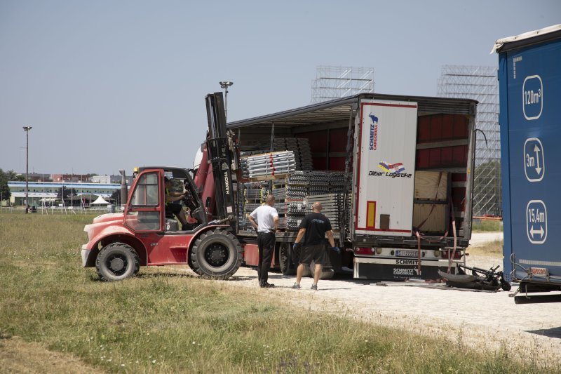 Radovi na Hipodromu za koncert Marka Perkovića Thompsona