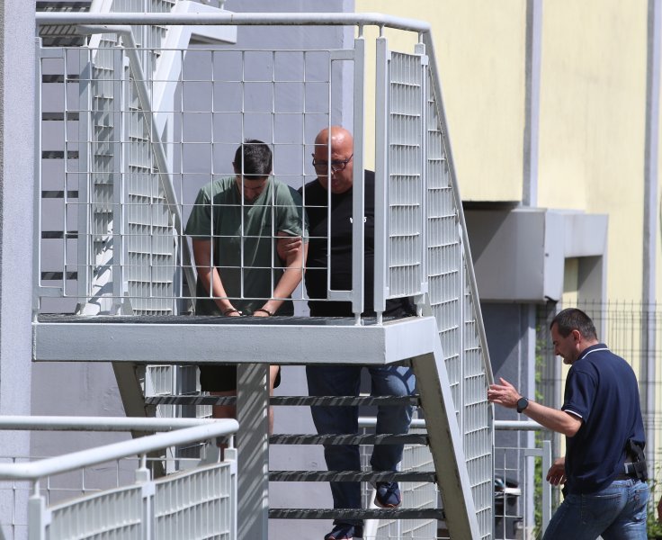Vojnik osumnjičen za dvostruko ubojstvo doveden na ispitivanje