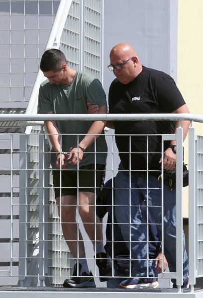 Vojnik osumnjičen za dvostruko ubojstvo doveden na ispitivanje