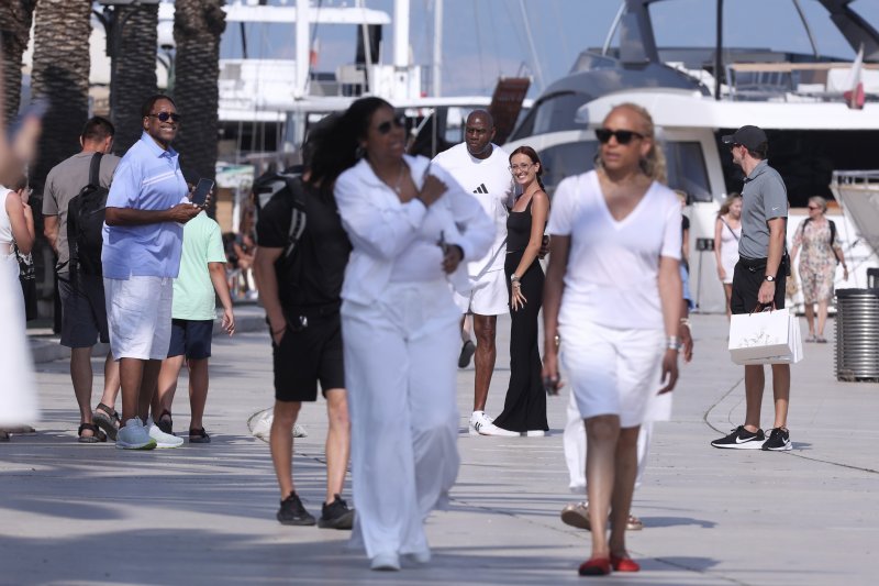Magic Johnson s obitelji i prijateljima u Trogiru