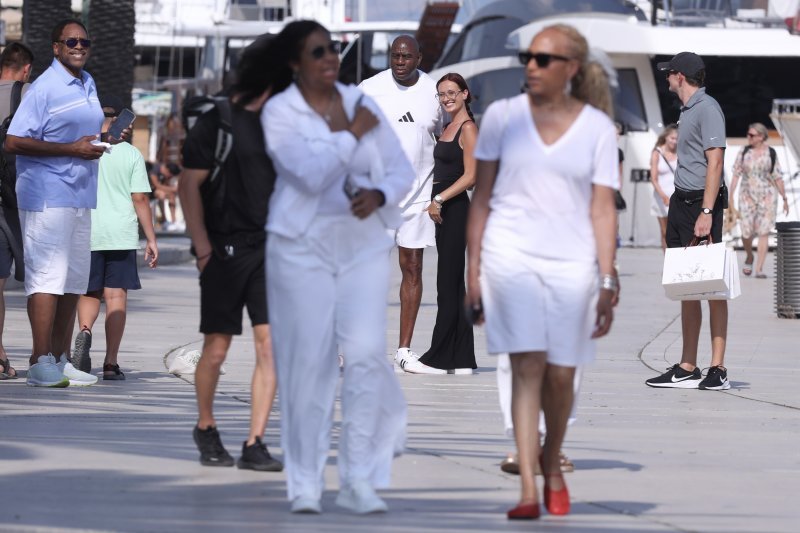 Magic Johnson s obitelji i prijateljima u Trogiru