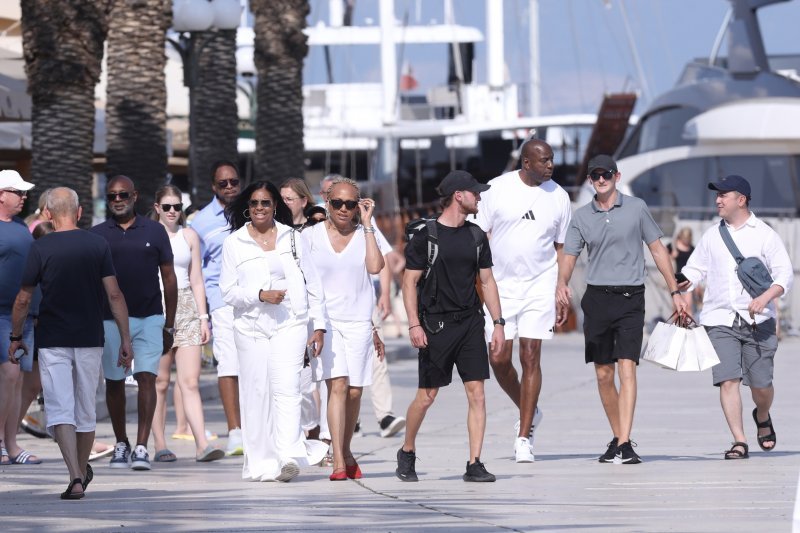 Magic Johnson s obitelji i prijateljima u Trogiru