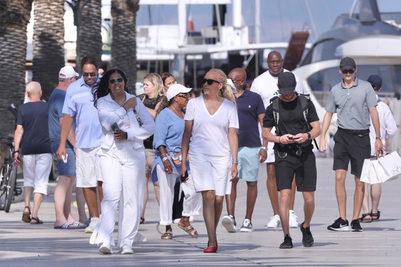 Magic Johnson s obitelji i prijateljima u Trogiru