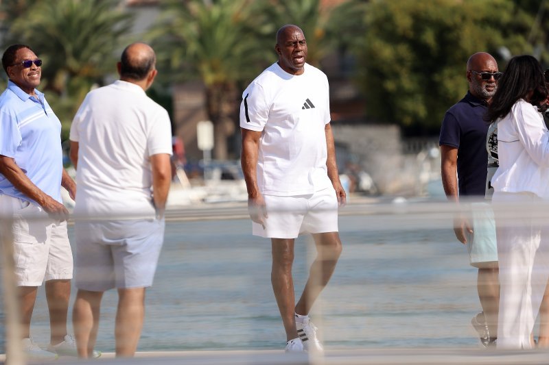 Magic Johnson s obitelji i prijateljima u Trogiru
