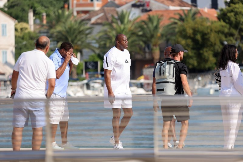 Magic Johnson s obitelji i prijateljima u Trogiru