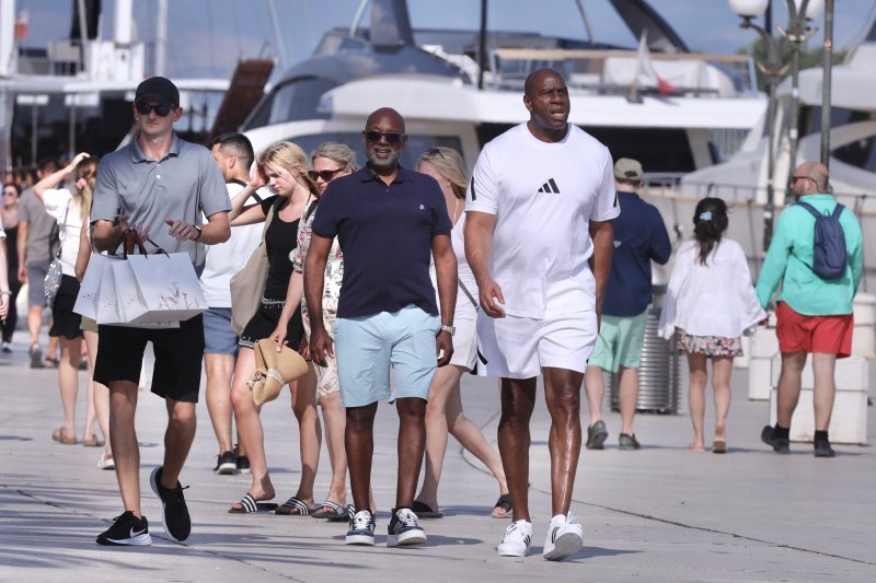 Magic Johnson s obitelji i prijateljima u Trogiru
