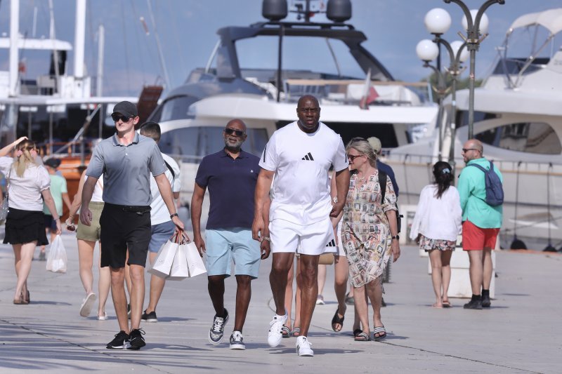 Magic Johnson s obitelji i prijateljima u Trogiru