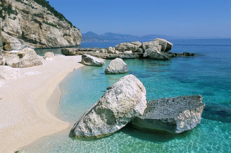 Plaža Cala Mariolu, Cala Gonone, zaljev Orosei, Sardinija