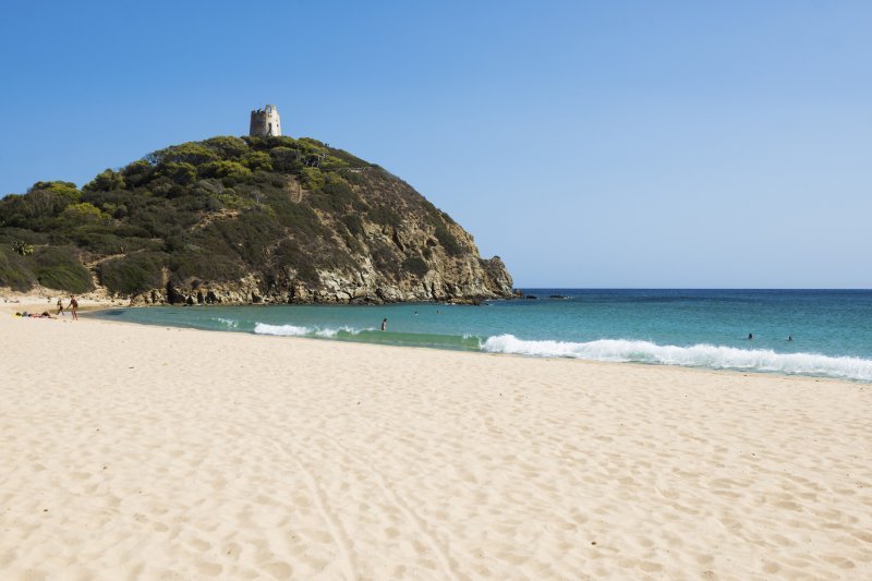 Plaža di Su Portu, Torre di Chia, Chia, južna obala Sardinije