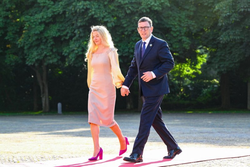 Estonski premijer Kristen Michal sa suprugom Evelin Oras