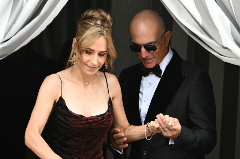 Lisa i Mark Bezos