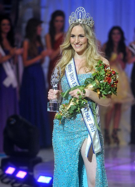Natalija Prica - Miss Universe 2011.