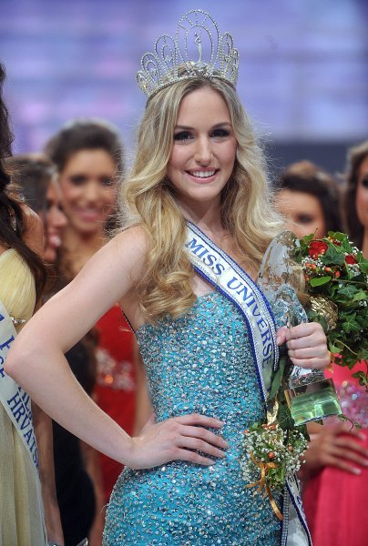 Natalija Prica - Miss Universe 2011.
