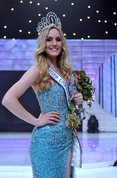 Natalija Prica - Miss Universe 2011.