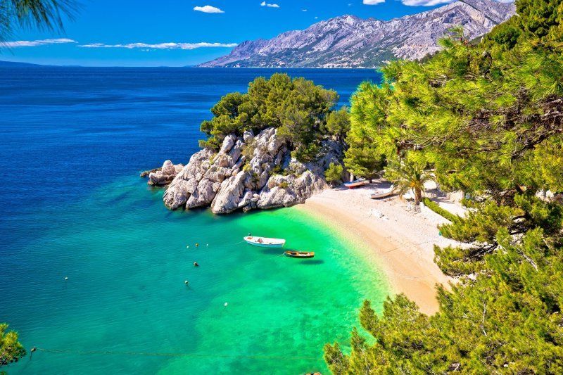 Plaža Punta Rata u Brelima