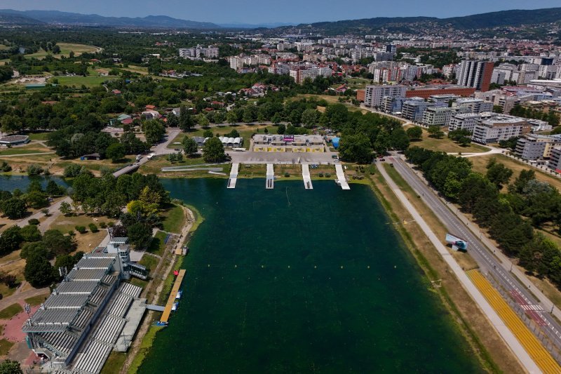 Rupa na dnu Jaruna