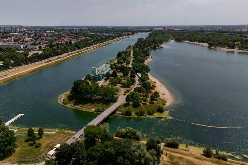 Rupa na dnu Jaruna
