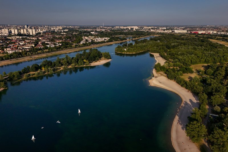 Rupa na dnu Jaruna