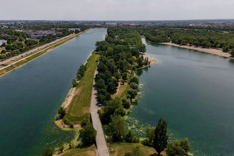 Rupa na dnu Jaruna