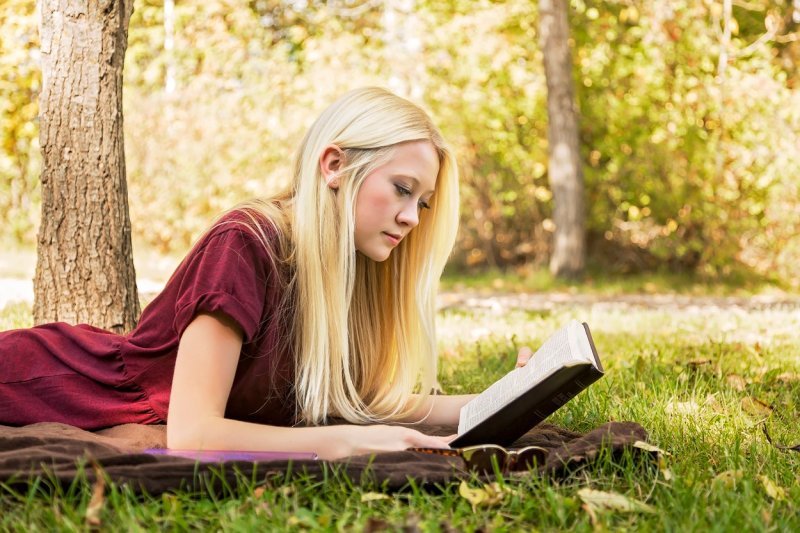 Istraživanja pokazuju da je čitanje na pametnom telefonu gore za učenje i razumijevanje