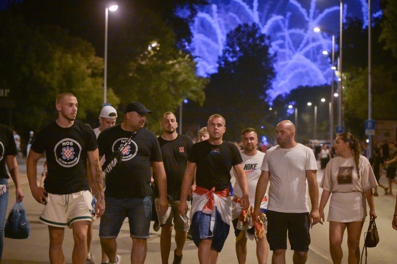 Rijeka ljudi odlazi s Hipodroma