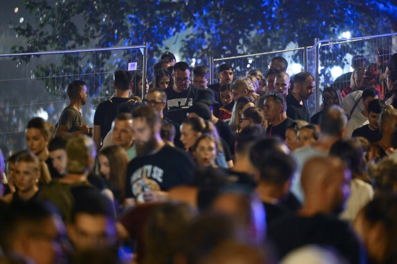Rijeka ljudi odlazi s Hipodroma