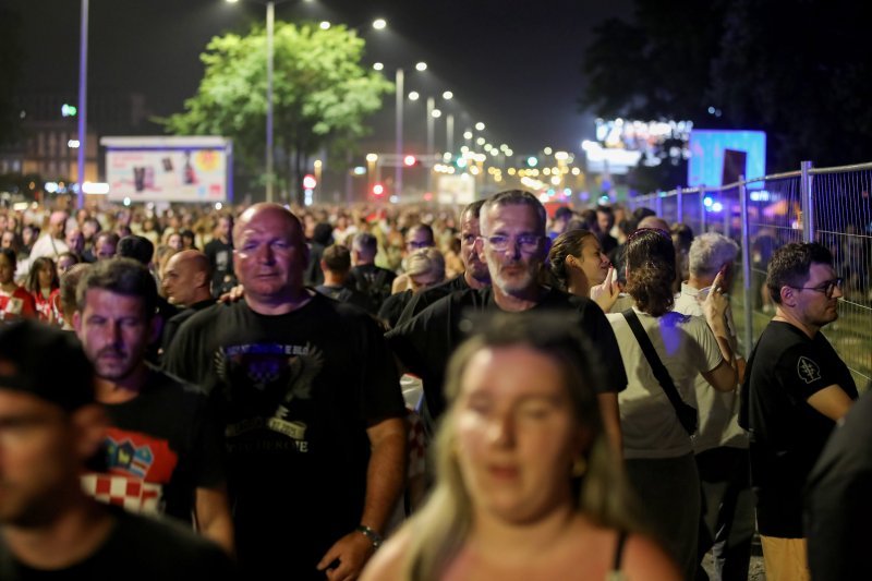 Rijeka ljudi odlazi s Hipodroma