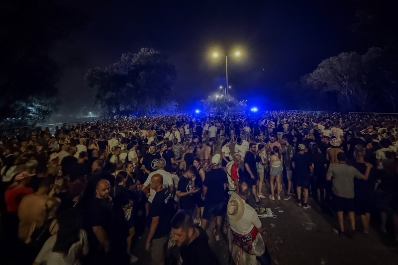 Veliki zastoj na Mostu slobode