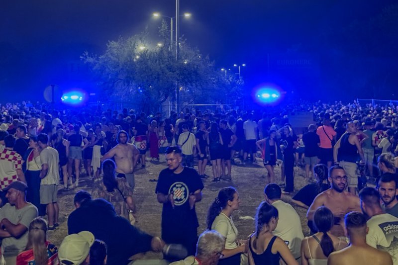 Veliki zastoj na Mostu slobode