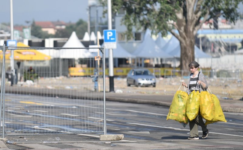 Čišćenje Bundeka jutro nakon Thompsonovog koncerta