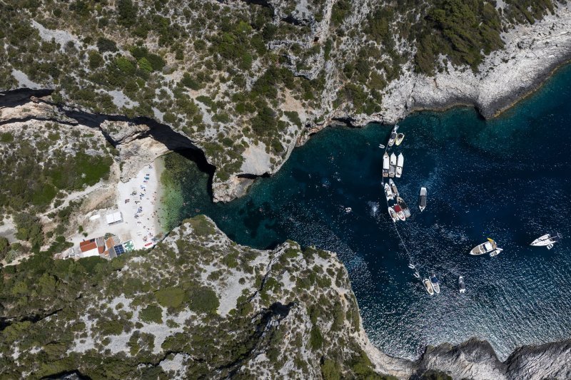Uvala Stiniva na otoku Visu