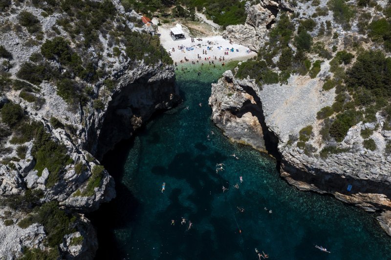 Uvala Stiniva na otoku Visu