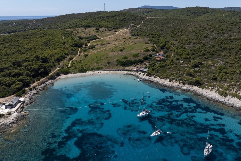 Plaža Zaglav na Visu