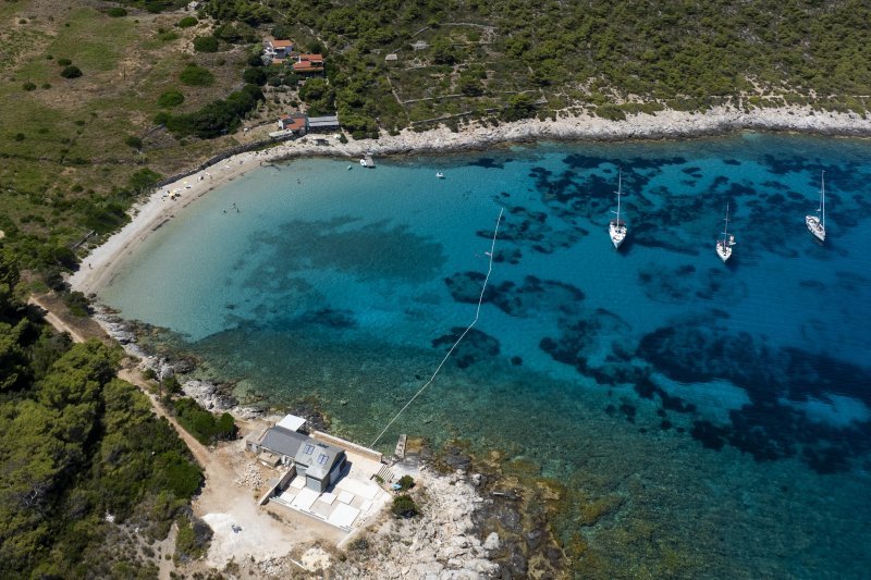 Plaža Zaglav na Visu