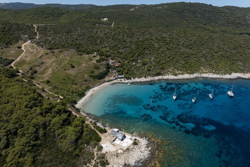Plaža Zaglav na Visu
