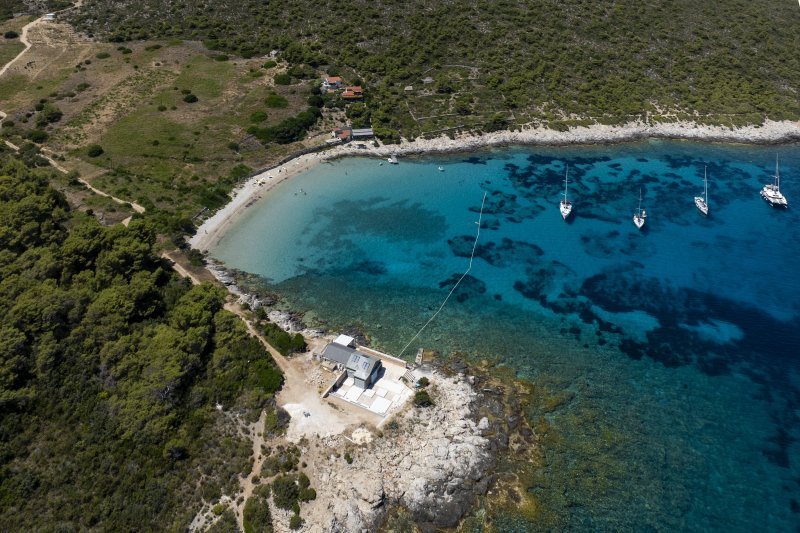Plaža Zaglav na Visu
