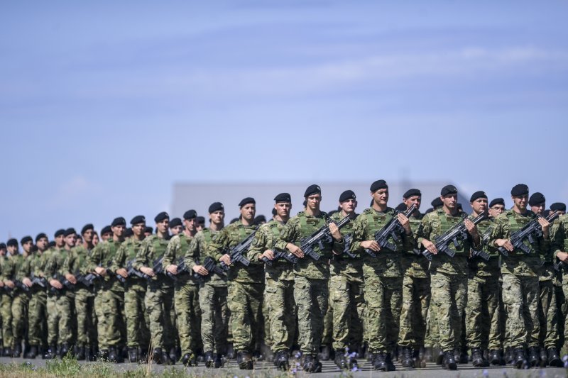 Uvježbavanje pješačkih postroja za mimohod