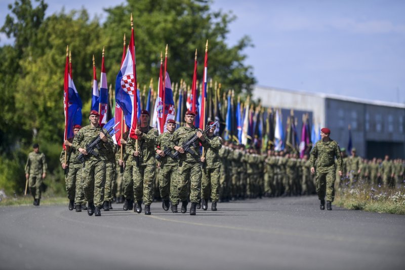Uvježbavanje pješačkih postroja za mimohod