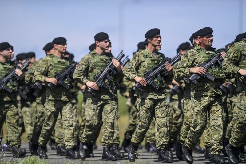 Uvježbavanje pješačkih postroja za mimohod