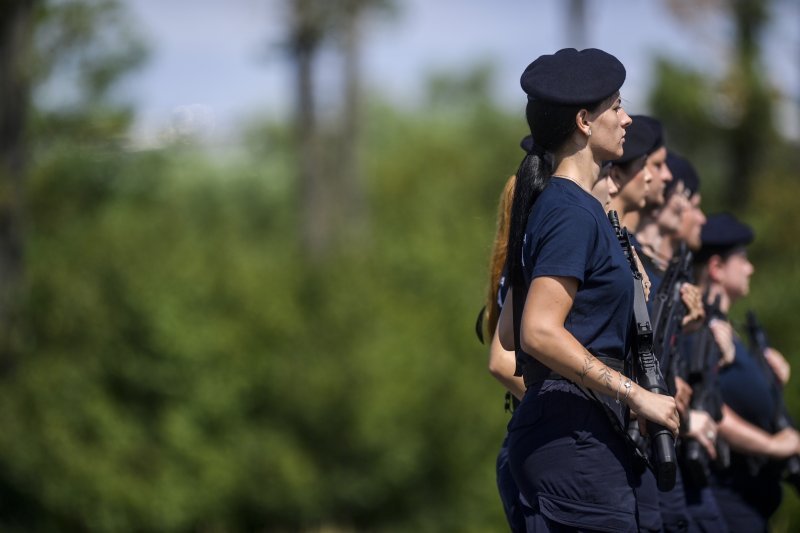 Uvježbavanje pješačkih postroja za mimohod