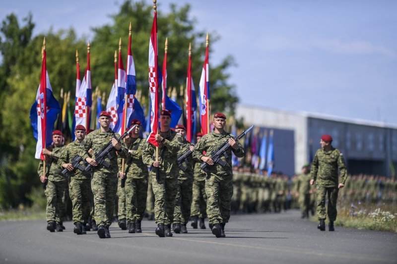 Uvježbavanje pješačkih postroja za mimohod