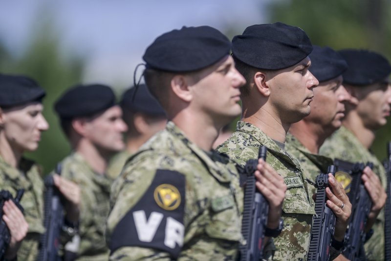 Uvježbavanje pješačkih postroja za mimohod