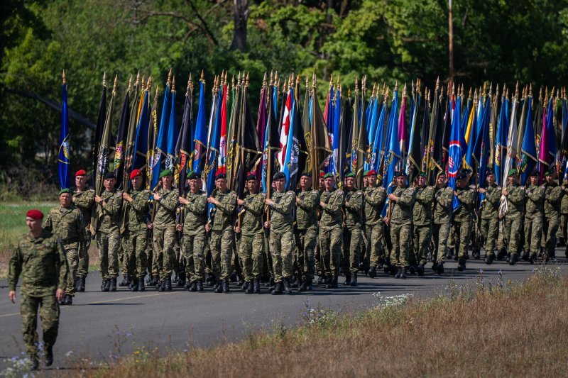 Uvježbavanje pješačkih postroja za mimohod