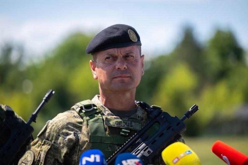 Uvježbavanje pješačkih postroja za mimohod
