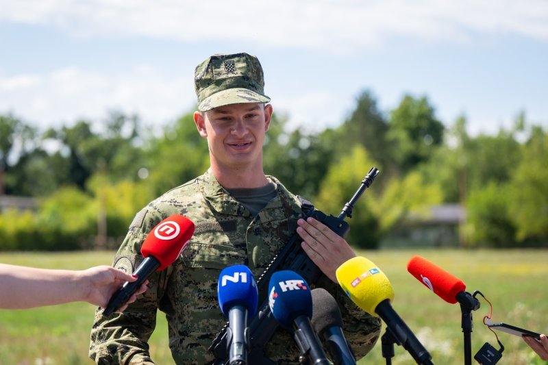 Uvježbavanje pješačkih postroja za mimohod