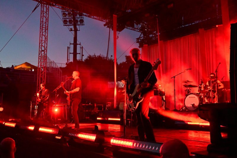 Koncert Queens of The Stone Age