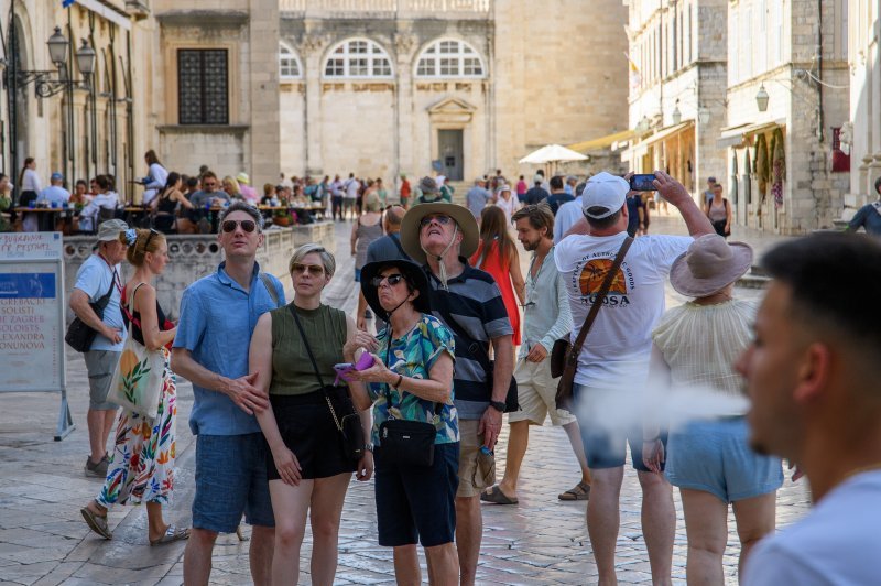 Ulična moda na Stradunu