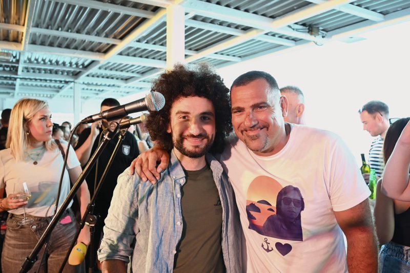 Koncert na trajektu u čast Olivera Dragojevića